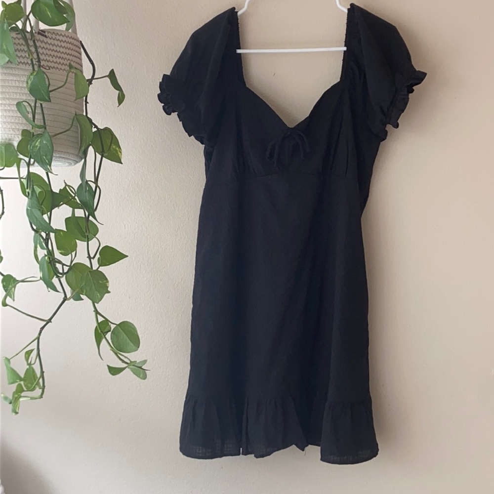 Keyhole Black Mini Dress - Picture 1 of 10